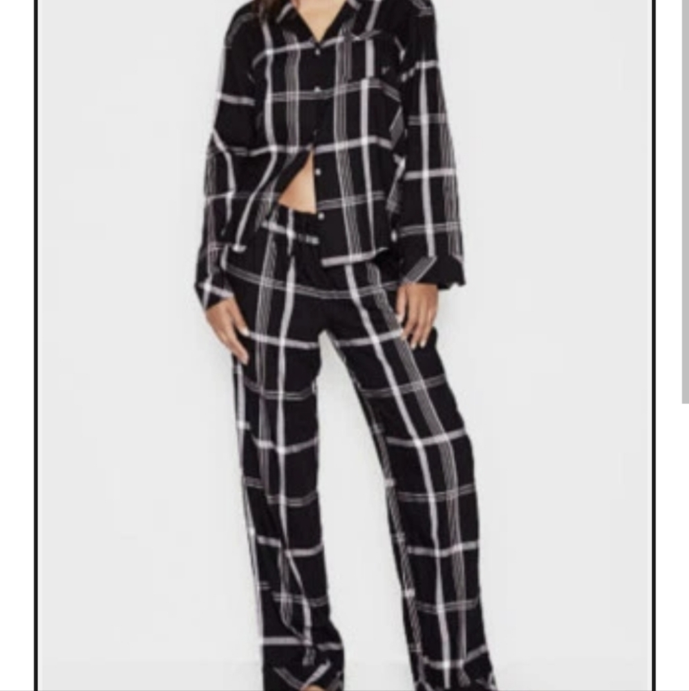 Victoria's Secret Black and White Plaid Pajama Set